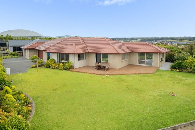 Photo of property in 28 Blacklock Road, Pyes Pa, Tauranga, 3112