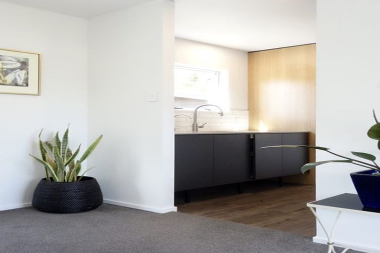 Photo of property in 13a Augusta Street, Redcliffs, Christchurch, 8081