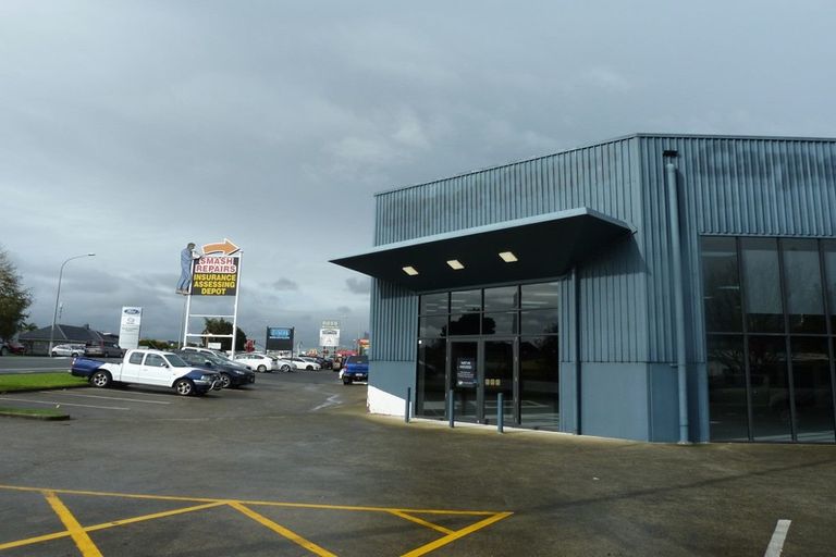 Photo of property in 1/221 Great South Road, Takanini, Drury, 2112