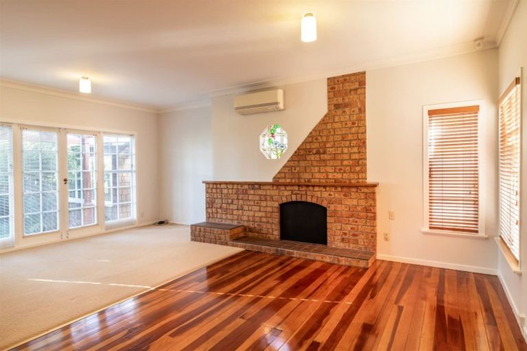 Photo of property in 36 Ruawai Road, Mount Wellington, Auckland, 1060