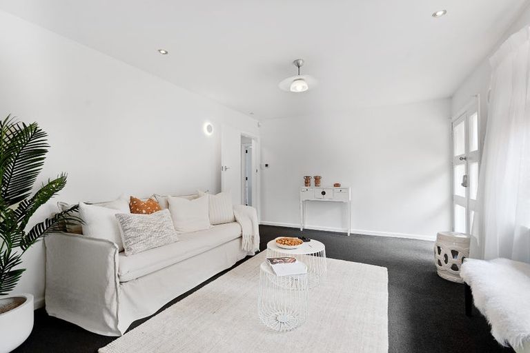 Photo of property in 24 Vagues Road, Northcote, Christchurch, 8052