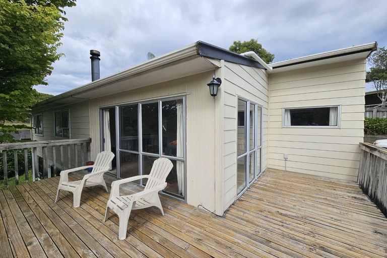 Photo of property in 50 Postgate Drive, Whitby, Porirua, 5024