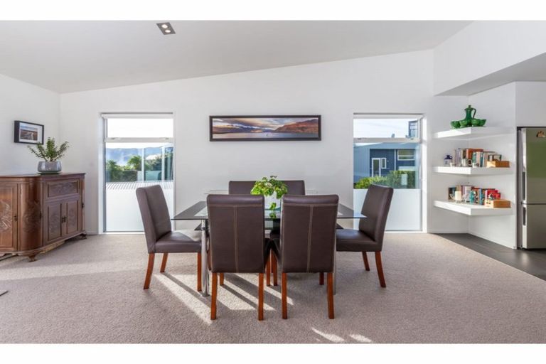 Photo of property in 10 Euan Sarginson Place, Diamond Harbour, Lyttelton, 8971