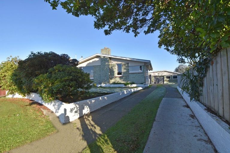 Photo of property in 130 Derwent Crescent, Glengarry, Invercargill, 9810