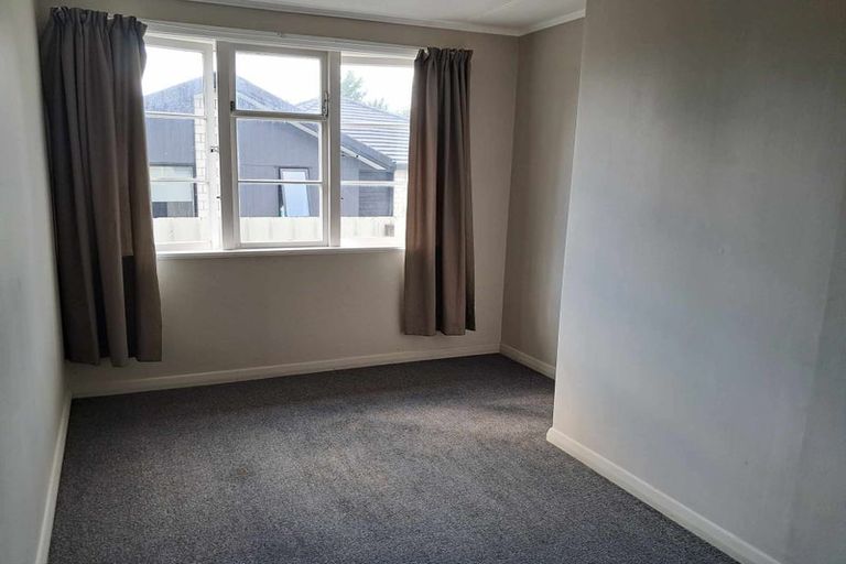 Photo of property in 39 Kenney Crescent, Fairfield, Hamilton, 3214