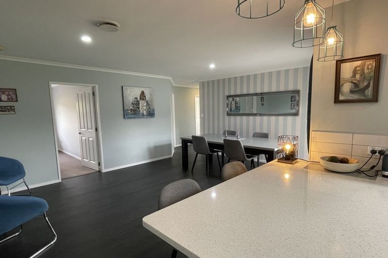 Photo of property in 30 Kestrel Avenue, Welcome Bay, Tauranga, 3112