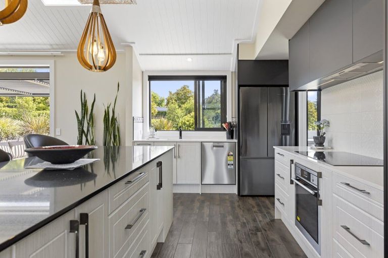 Photo of property in 73 Huka Falls Road, Rangatira Park, Taupo, 3384