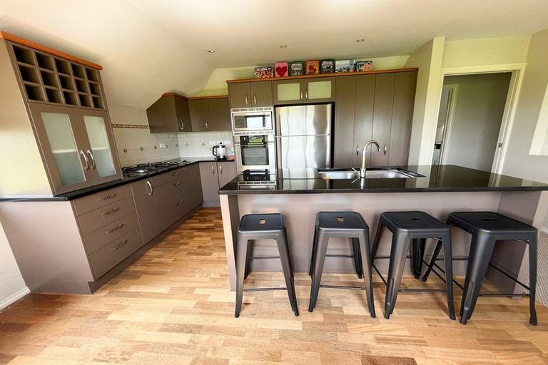 Photo of property in 60 Grammar School Road, Pakuranga, Auckland, 2010