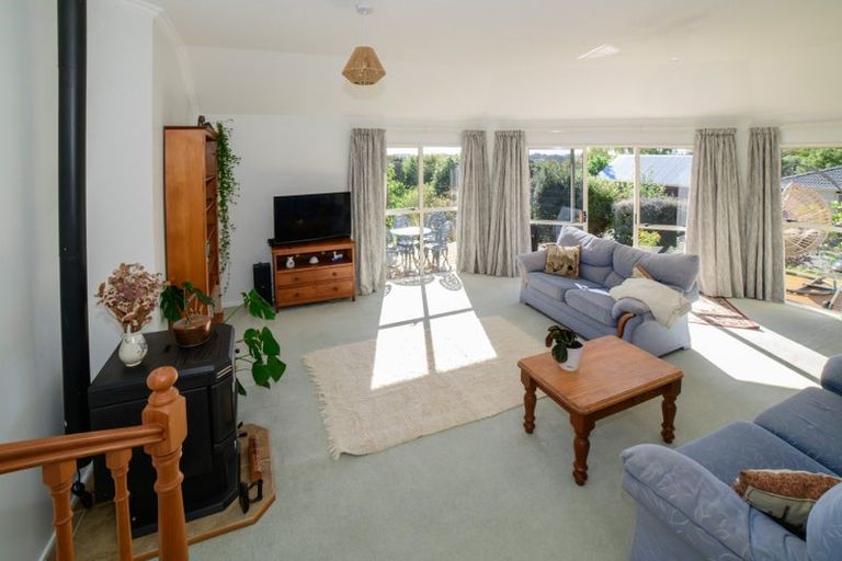 Photo of property in 54 Huia Street, Waikanae, 5036