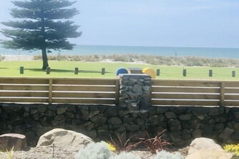 Photo of property in 308a Pukehina Parade, Pukehina, Te Puke, 3189