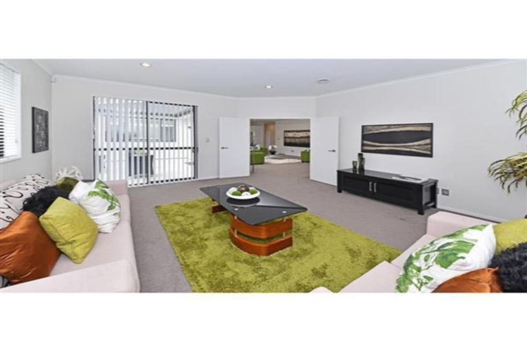 Photo of property in 15 Dawood Place, The Gardens, Auckland, 2105
