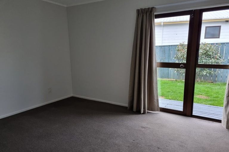 Photo of property in 46 Bodmin Terrace, Camborne, Porirua, 5026