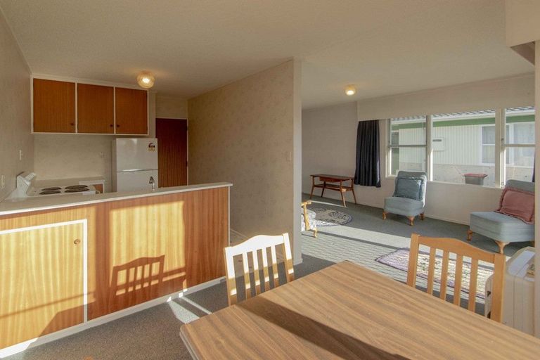 Photo of property in 7/90 Gloucester Street, Greenmeadows, Napier, 4112