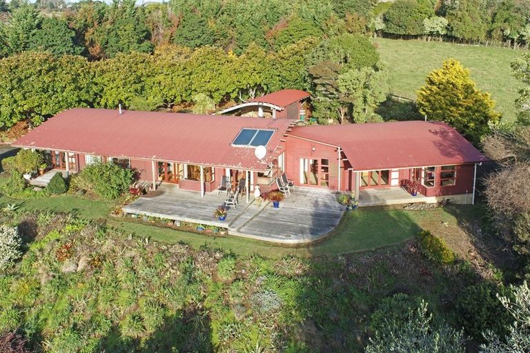 Photo of property in 392 Hillview Road, Bombay, 2675