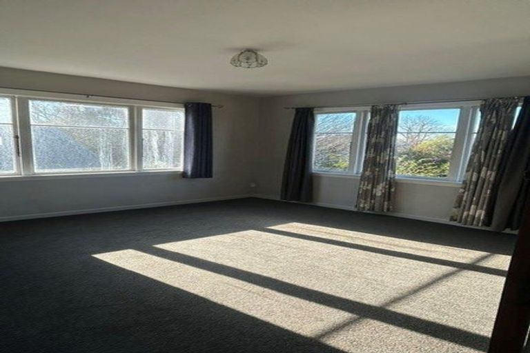 Photo of property in 2 Highgate Avenue, Merivale, Christchurch, 8014
