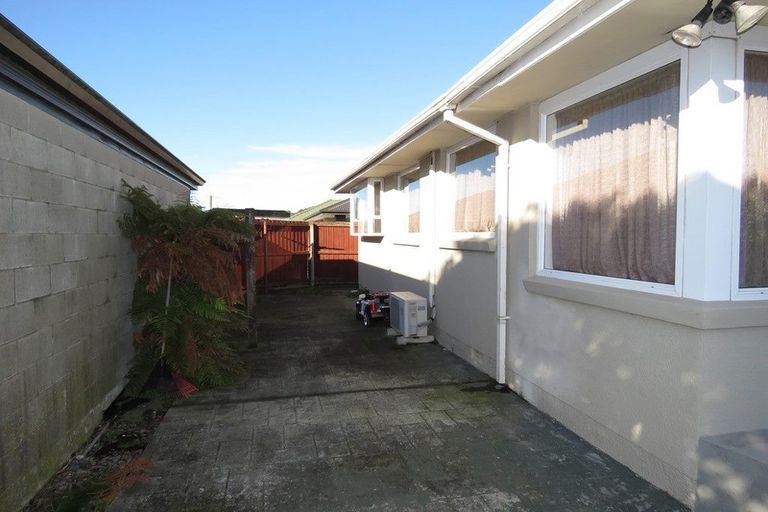 Photo of property in 202 Burwood Road, Burwood, Christchurch, 8083