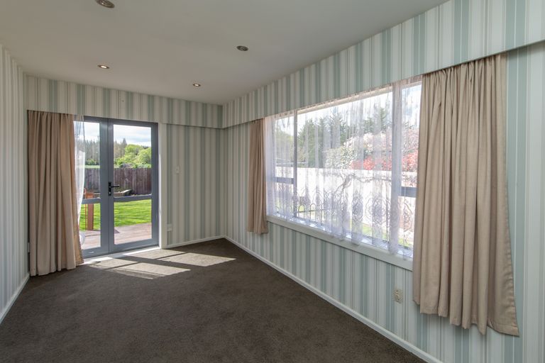 Photo of property in 30 Claridges Road, Casebrook, Christchurch, 8051