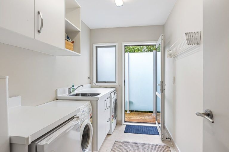 Photo of property in 4 Manhattan Rise, Orewa, 0931