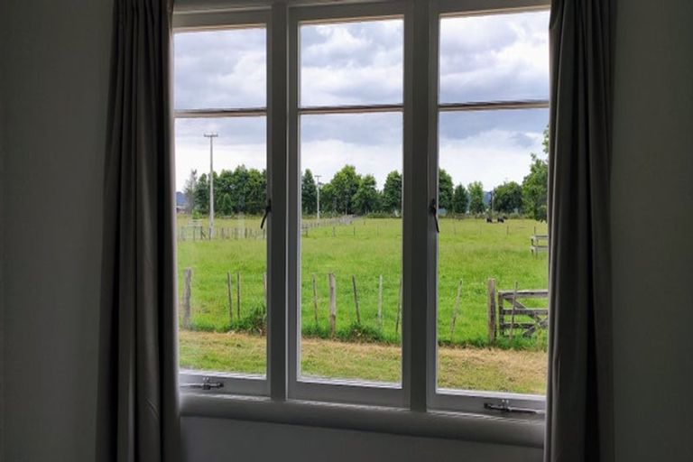 Photo of property in 101 Tourist Road, Clevedon, Papakura, 2582