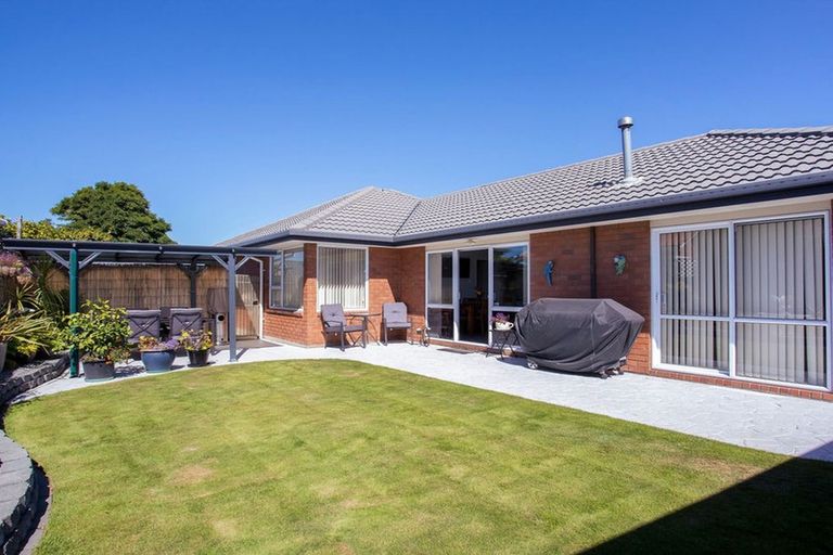 Photo of property in 8 Jerez Place, Hei Hei, Christchurch, 8042