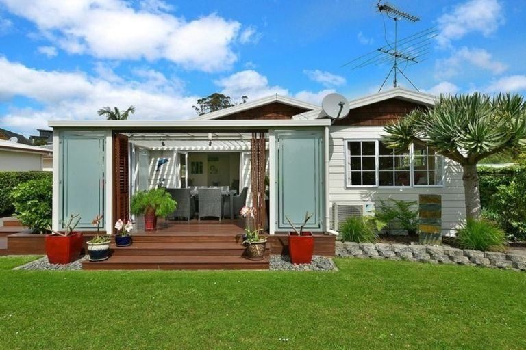 Photo of property in 34 Laurence Street, Manly, Whangaparaoa, 0930
