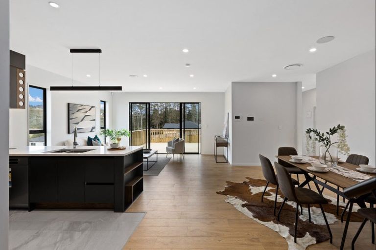 Photo of property in 279 West Hoe Heights, Orewa, 0931