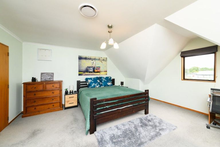 Photo of property in 35 Te Awe Awe Street, Hokowhitu, Palmerston North, 4410