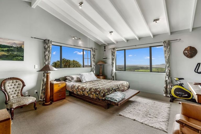 Photo of property in 275 Massey Road, Waipu, 0582