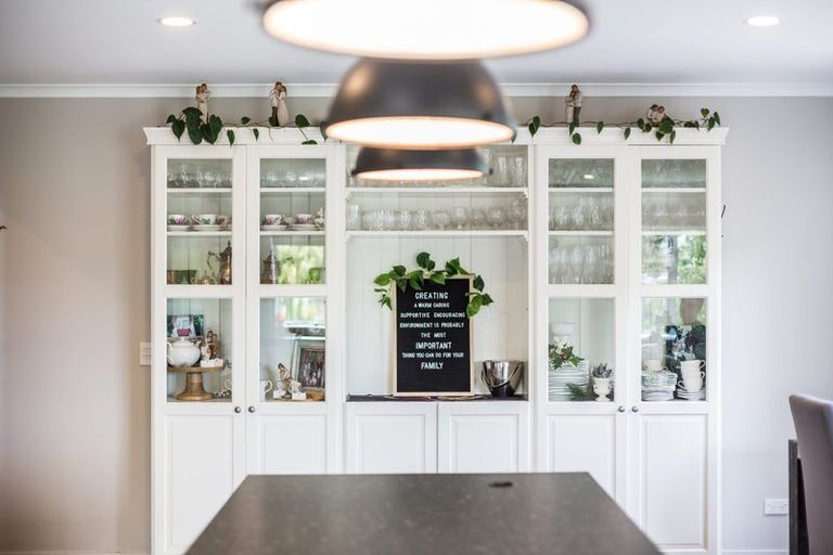 Photo of property in 11 Te Puia Drive, Aotea, Porirua, 5024