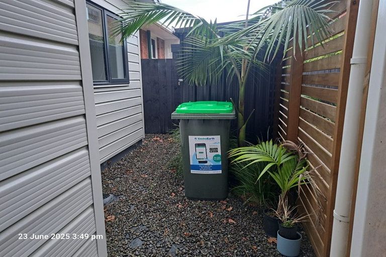 Photo of property in 502c Te Atatu Road, Te Atatu Peninsula, Auckland, 0610