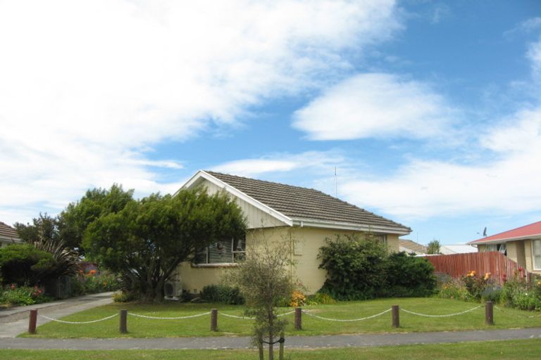 Photo of property in 29 Cob Crescent, Woolston, Christchurch, 8062