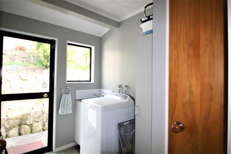 Photo of property in 105 Waireka Place, Whangamata, 3620