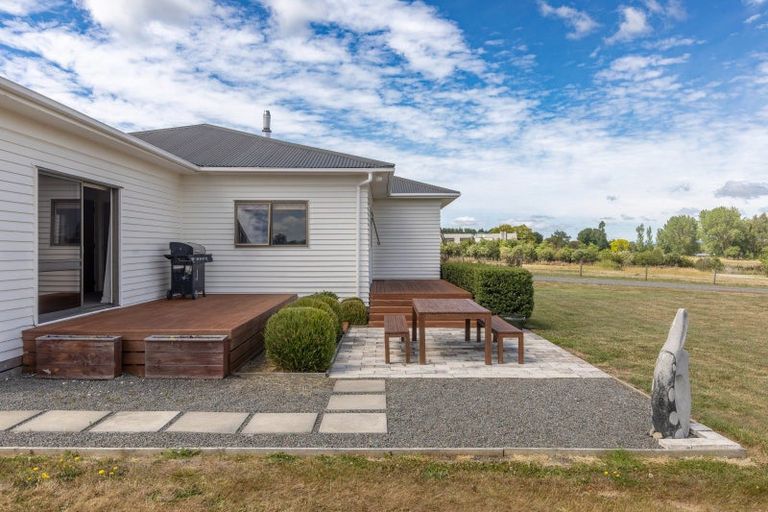 Photo of property in 381 Racecourse Road, Waipukurau, 4282