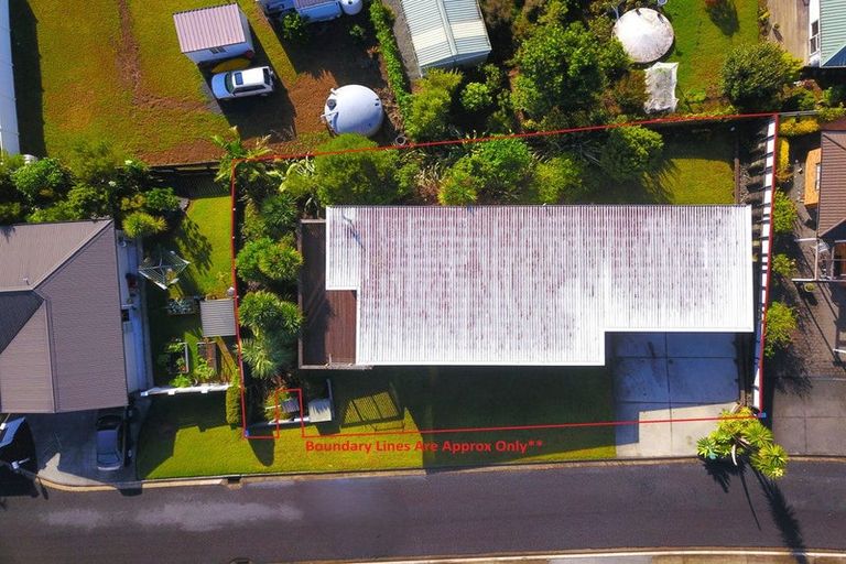 Photo of property in 6 Protea Drive, Cable Bay, 0420