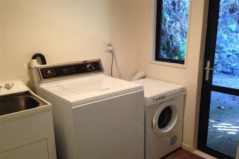 Photo of property in 31 Ewing Grove, Acacia Bay, Taupo, 3330