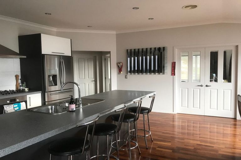 Photo of property in 77 Te Puia Drive, Aotea, Porirua, 5024