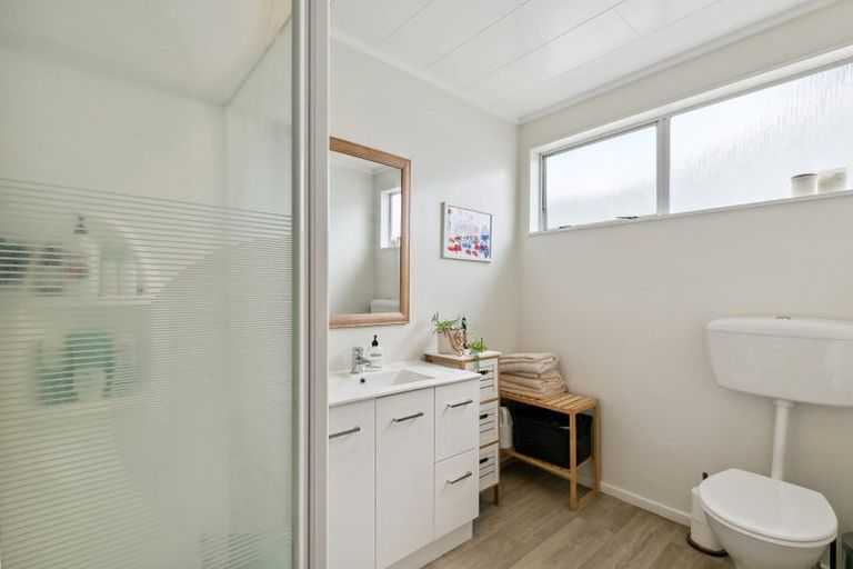 Photo of property in 44 Rajkot Terrace, Broadmeadows, Wellington, 6035