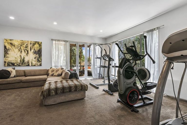 Photo of property in 8 Clansman Terrace, Gulf Harbour, Whangaparaoa, 0930