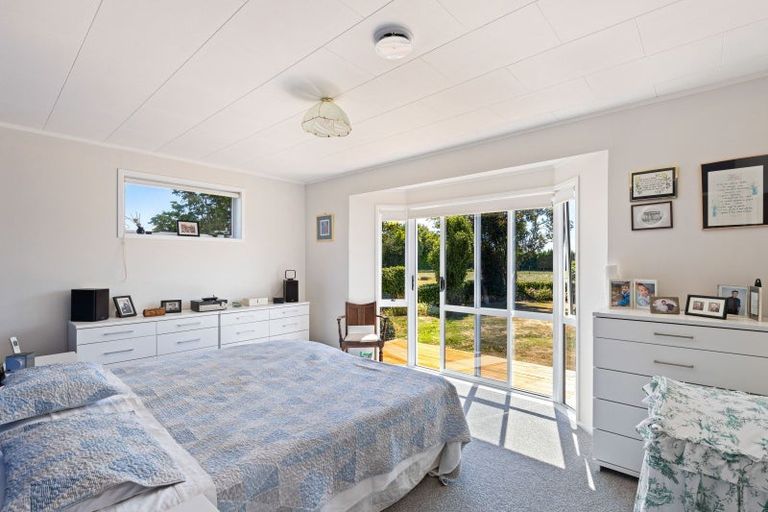 Photo of property in 291 Manutahi Road, Lepperton, New Plymouth, 4372