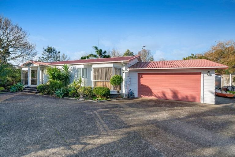 Photo of property in 2312 State Highway 16, Helensville, 0875