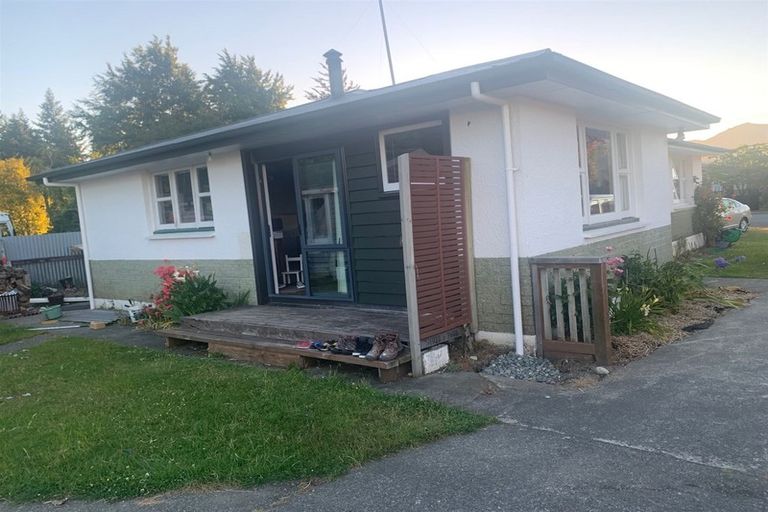 Photo of property in 96 Quintin Drive, Te Anau, 9600