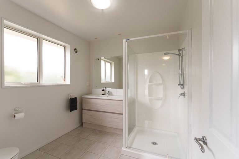 Photo of property in 9 Saint Clair Close, Harewood, Christchurch, 8051