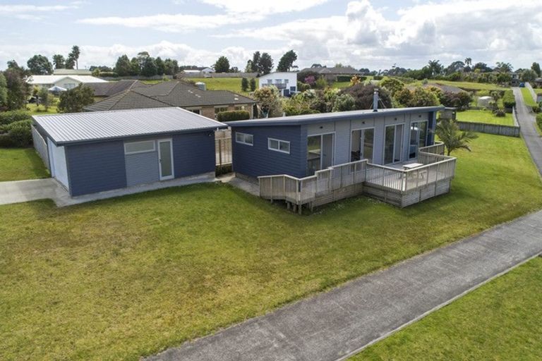 Photo of property in 24 Omana Avenue, Shelly Beach, Helensville, 0874