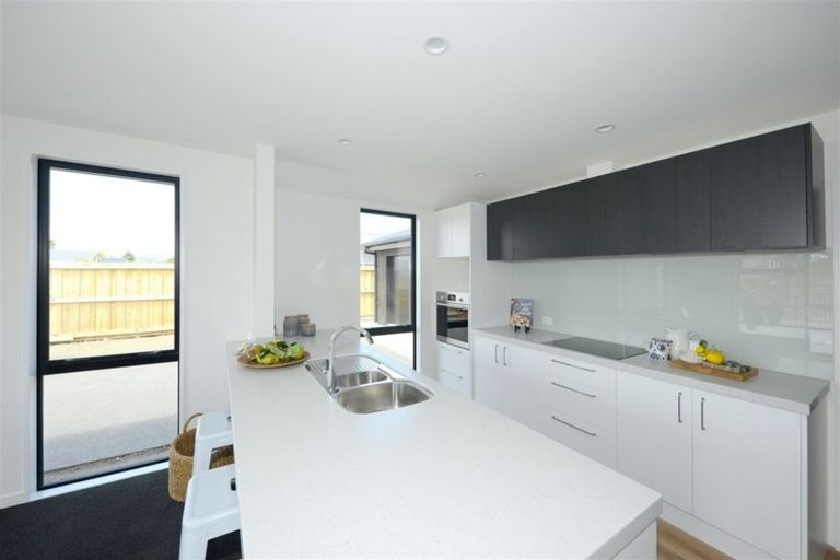 Photo of property in 2 Billington Drive, Halswell, Christchurch, 8025