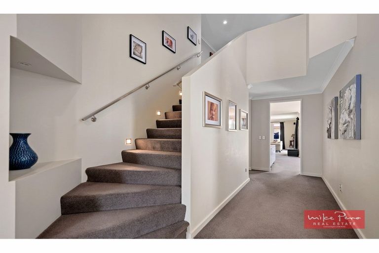 Photo of property in 31 Acacia Avenue, Rangiora, 7400