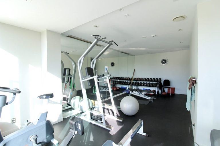 Photo of property in Chews Lane Apartments, 9e/9 Chews Lane, Wellington Central, Wellington, 6011