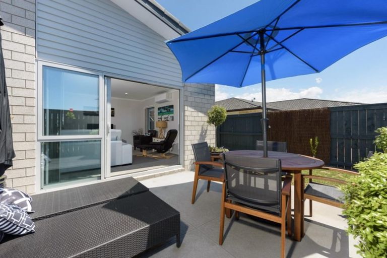 Photo of property in 17 Saddlers Way, Papamoa, 3118