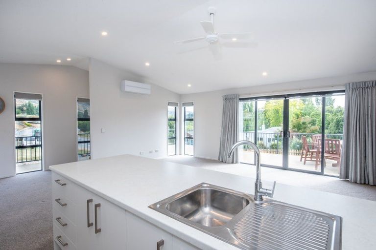 Photo of property in 4 Selkirk Street, Roxburgh, 9500