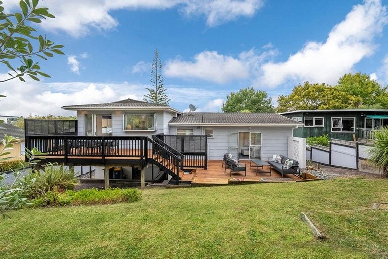 Photo of property in 53 Lynden Avenue, Hillcrest, Auckland, 0627