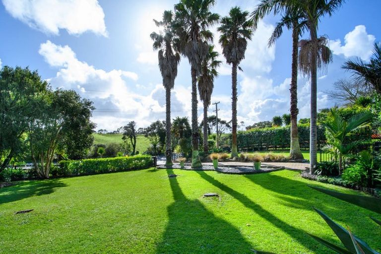 Photo of property in 49 Shelly Beach Road, Shelly Beach, Helensville, 0874